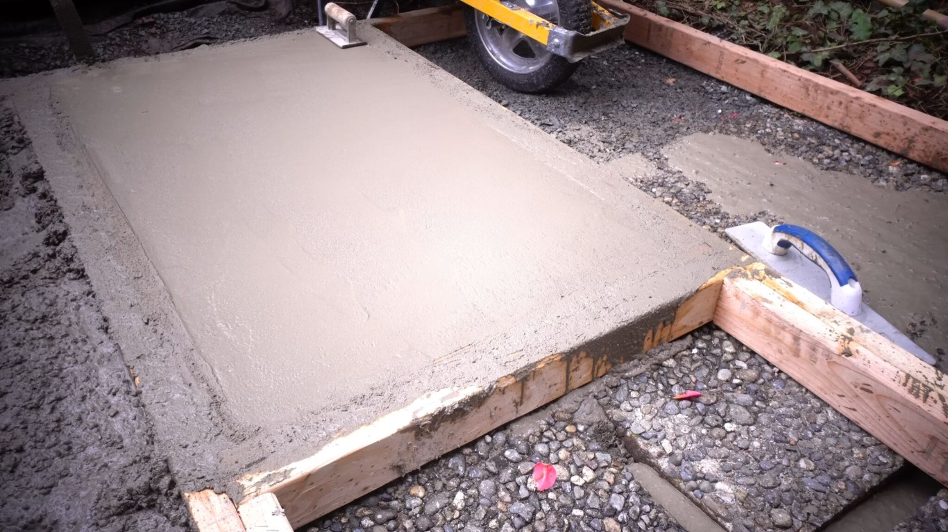 Concrete repair and replacement services in Medford, MA